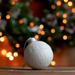 Set of Porcelain Luminous Christmas Balls "White Christmas" 6pcs